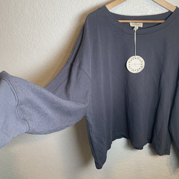 Umgee Women’s Top Dark Gray Sweat Top With Diamond Pattern 2XL Activewear - Picture 7 of 12